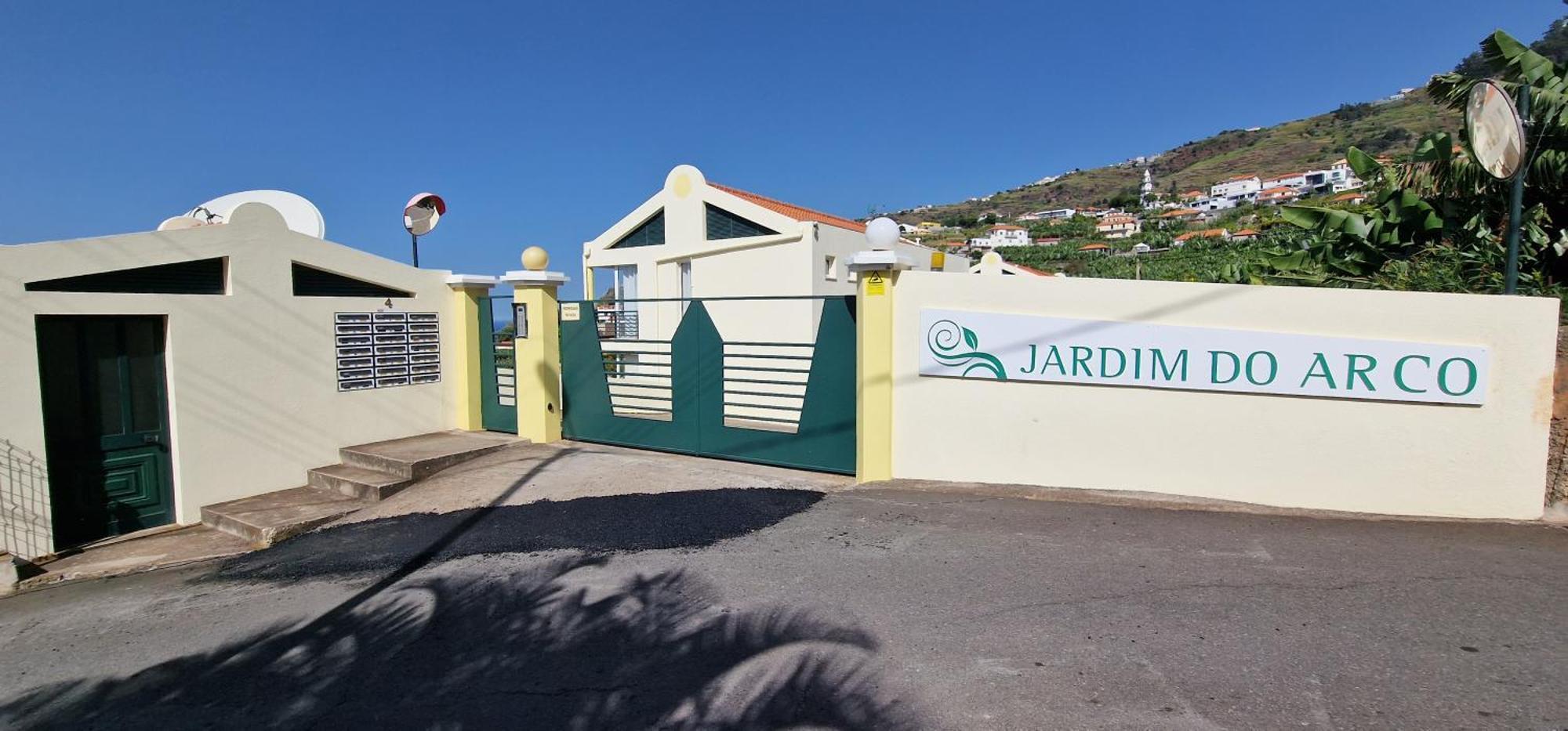Sunny Arco Retreat Apartamento Arco da Calheta  Exterior foto